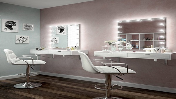 Amazing salon mirror